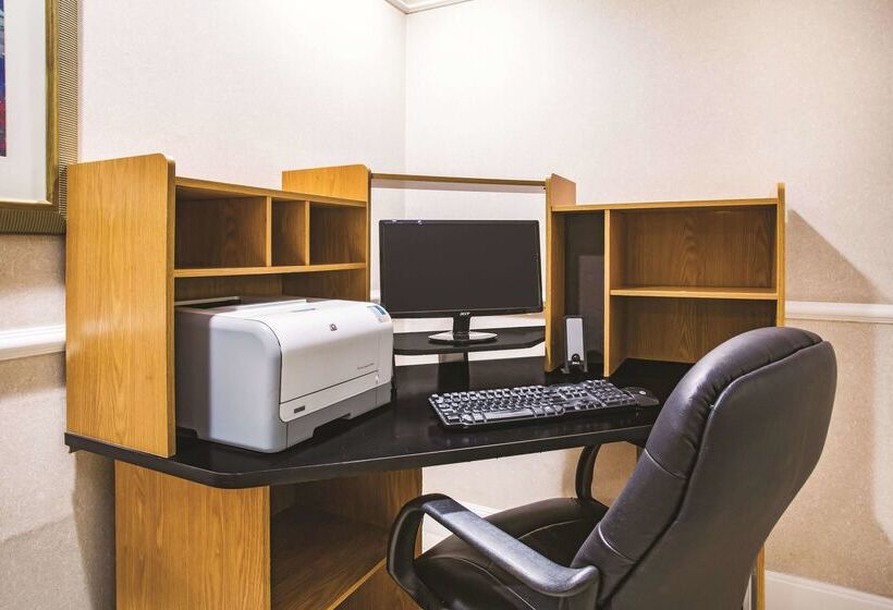 فندق La Quinta By Wyndham Fruita