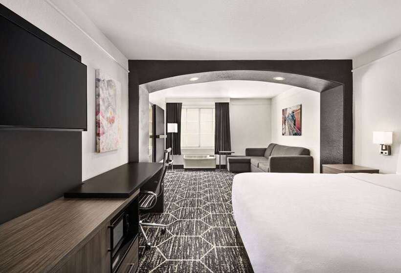 فندق La Quinta By Wyndham Hesperia Victorville