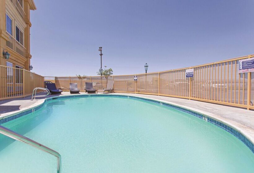 فندق La Quinta By Wyndham Hesperia Victorville