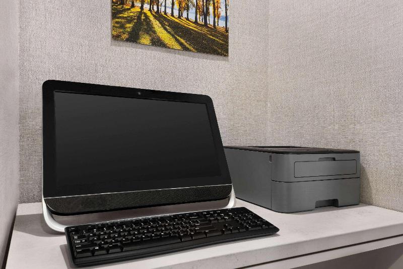 فندق La Quinta By Wyndham Hesperia Victorville