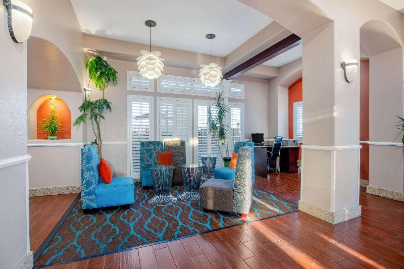 فندق La Quinta By Wyndham Hesperia Victorville