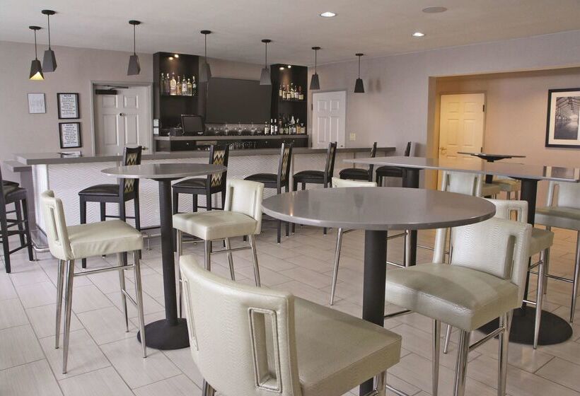 فندق La Quinta Inn & Suites By Wyndham The Woodlands/spring