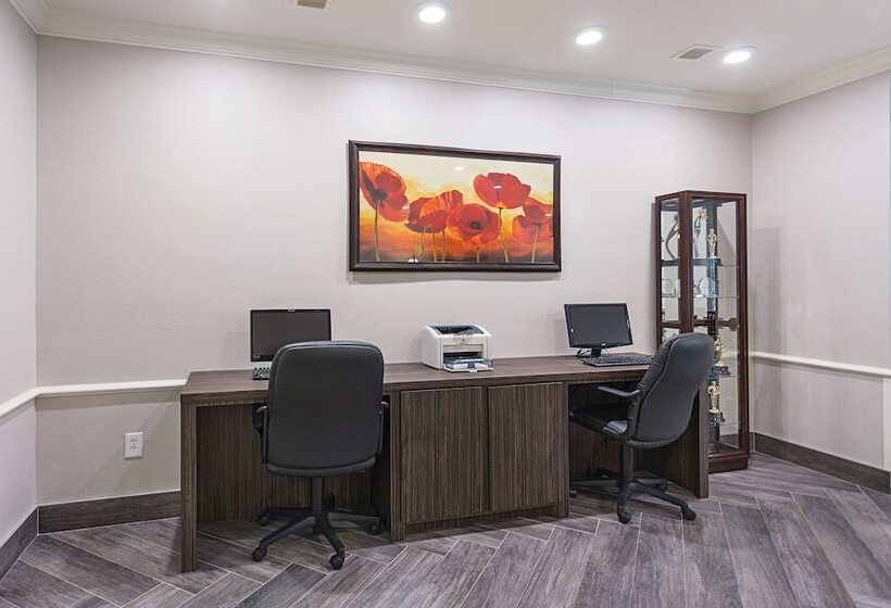 فندق Spark By Hilton Houston West Clay Road