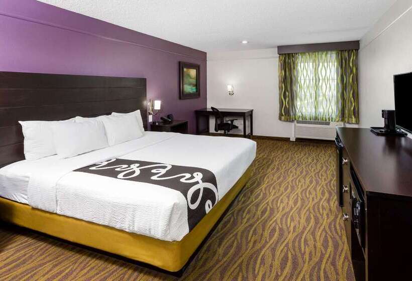 فندق La Quinta By Wyndham Laredo Airport