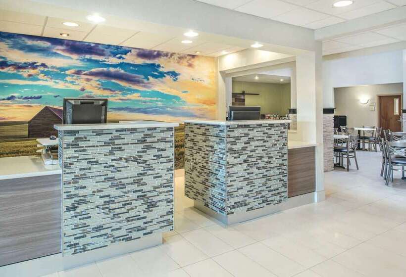 فندق La Quinta By Wyndham Moscow Pullman