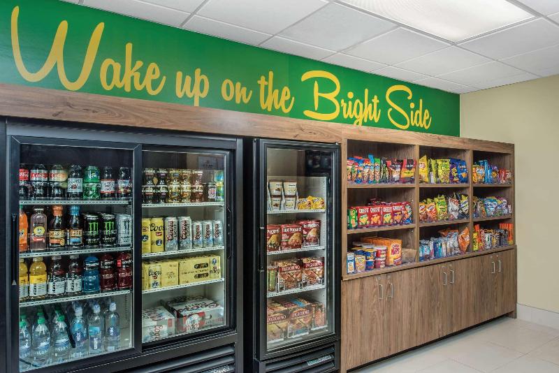 فندق La Quinta By Wyndham Moscow Pullman