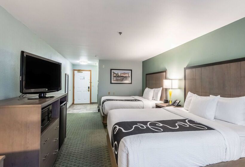 فندق La Quinta By Wyndham Newport