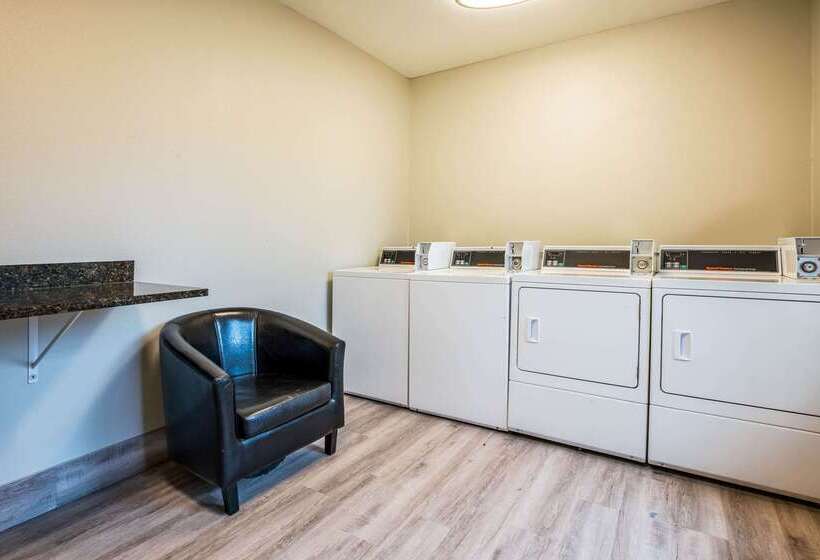 فندق La Quinta By Wyndham Newport