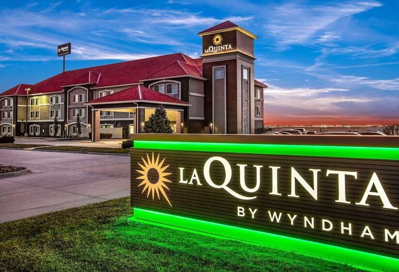 Отель La Quinta By Wyndham North Platte