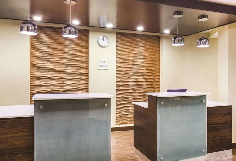 فندق La Quinta By Wyndham Oceanfront Daytona Beach