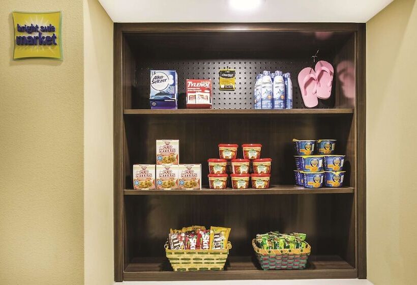 فندق La Quinta By Wyndham Oceanfront Daytona Beach