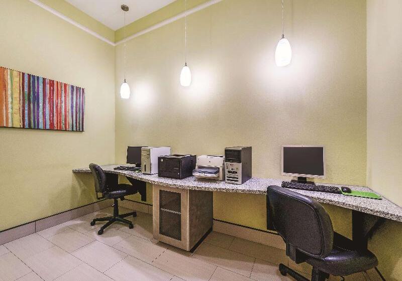 בית מלון כפרי La Quinta Inn & Suites By Wyndham Pharr Rgv Medical Center