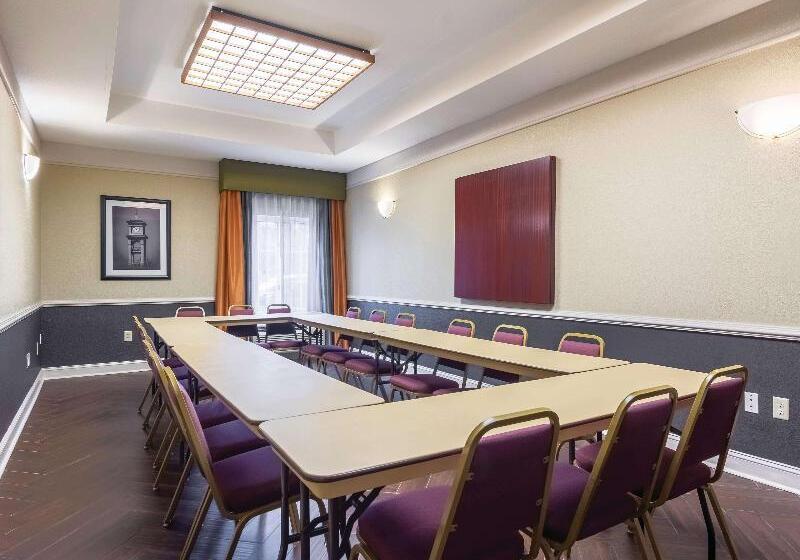 호텔 La Quinta By Wyndham Prattville