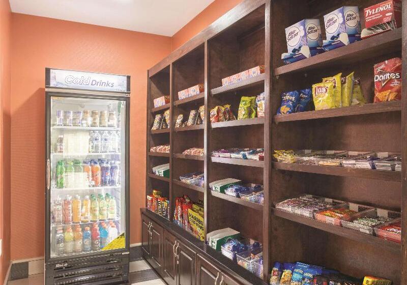 호텔 La Quinta By Wyndham Prattville