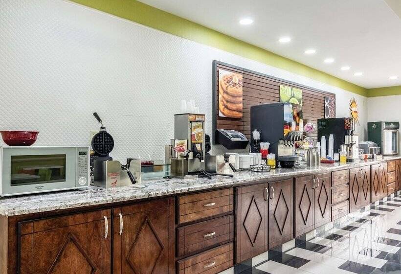 호텔 La Quinta By Wyndham Prattville