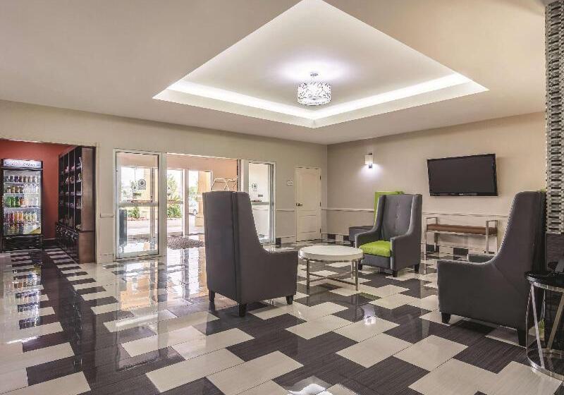 호텔 La Quinta By Wyndham Prattville