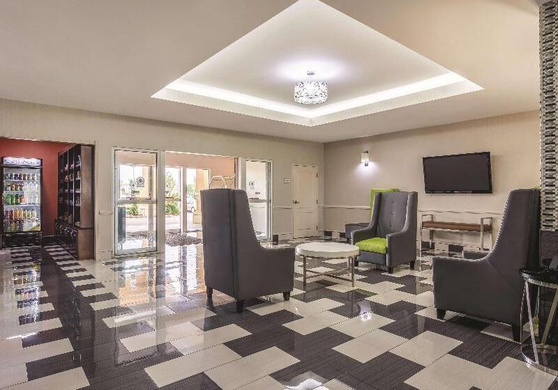 호텔 La Quinta By Wyndham Prattville