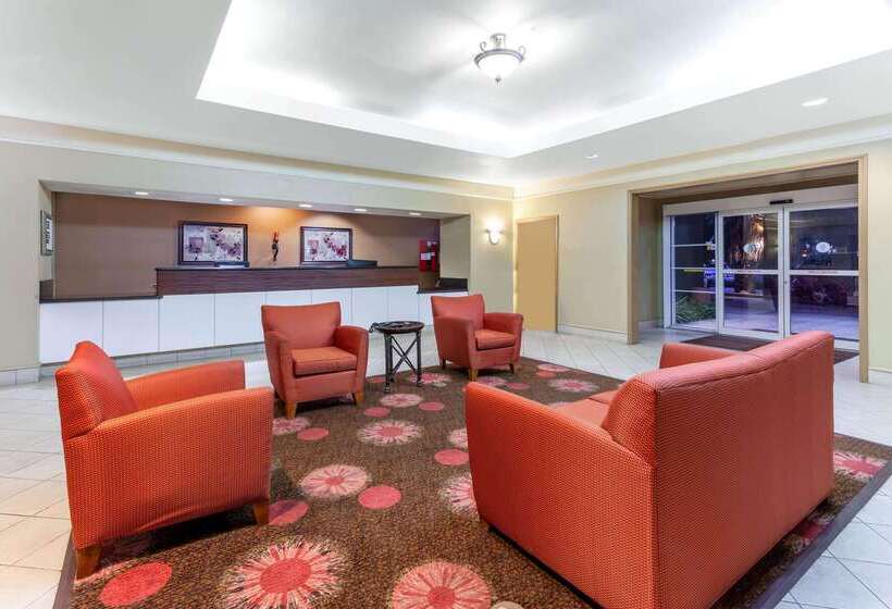 فندق La Quinta By Wyndham Seguin