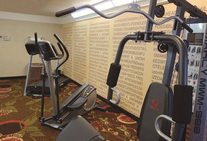 فندق La Quinta By Wyndham Seguin