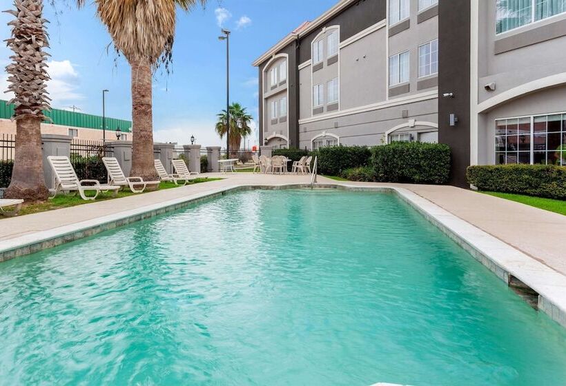 فندق La Quinta By Wyndham Seguin