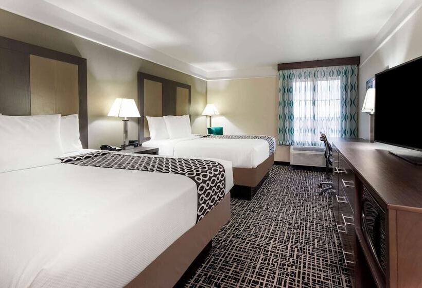 فندق La Quinta By Wyndham Seguin