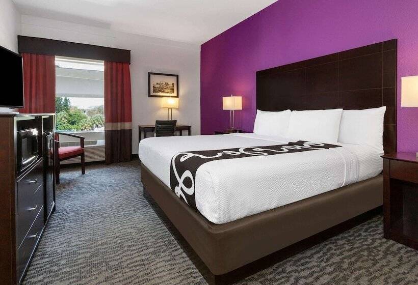 فندق La Quinta By Wyndham Tampa Bay Area Tampa South