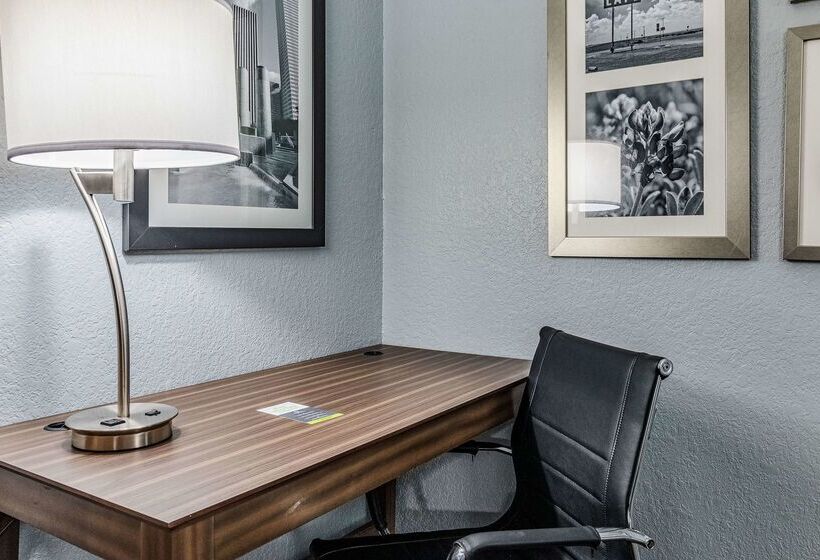 호텔 La Quinta By Wyndham Tomball