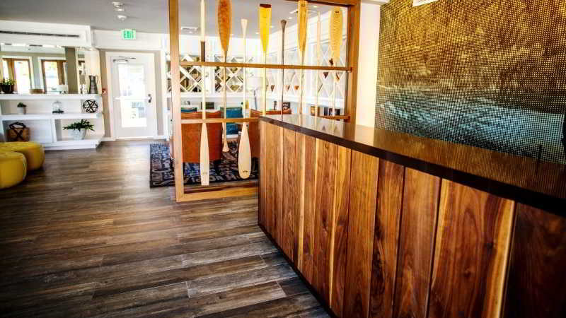 فندق Lakehouse Resort