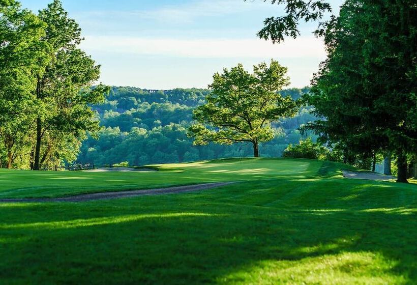 בית מלון כפרי Lakeview Golf Resort