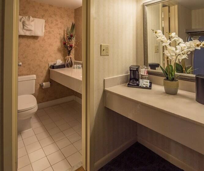 בית מלון כפרי Lakeview Golf Resort