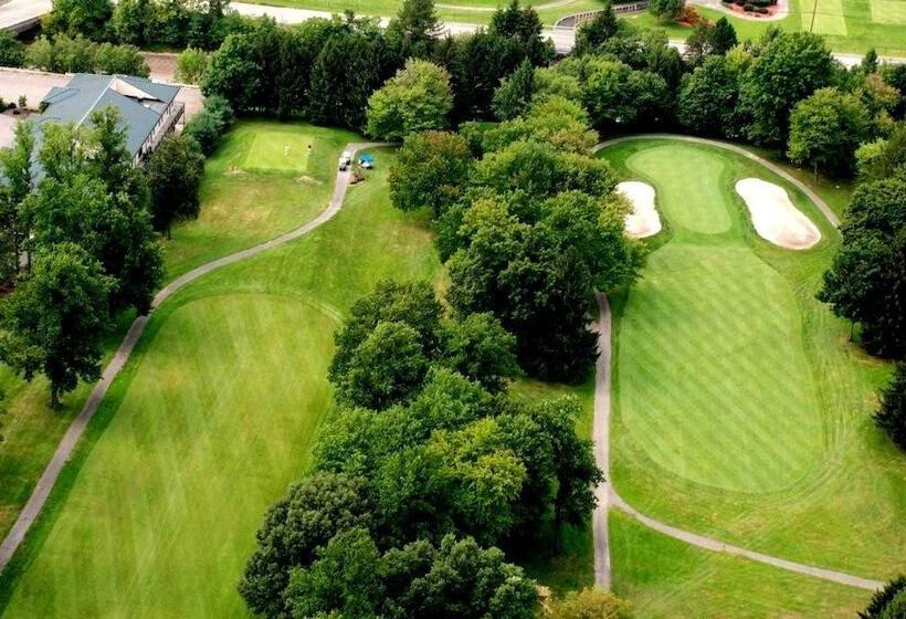 בית מלון כפרי Lakeview Golf Resort