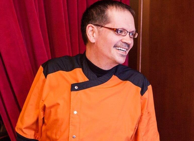 فندق Landmark Inn