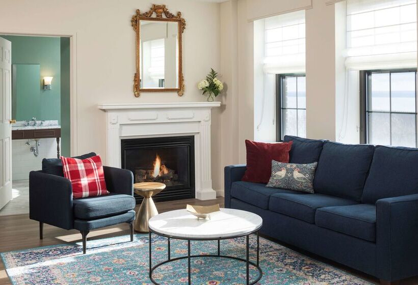 فندق Landmark Inn