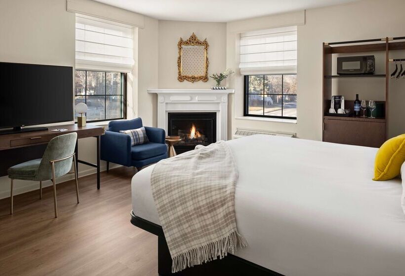 فندق Landmark Inn