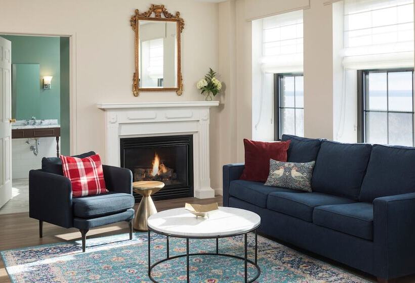 فندق Landmark Inn