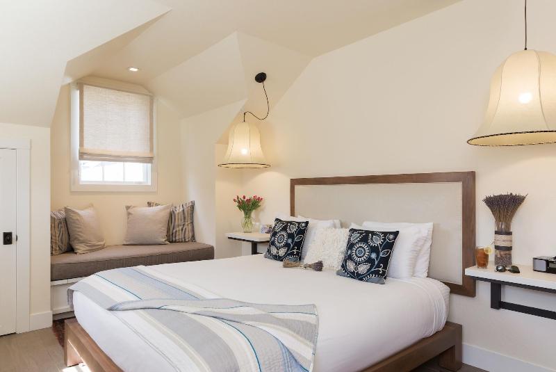 Отель Lavender, A Four Sisters Inn