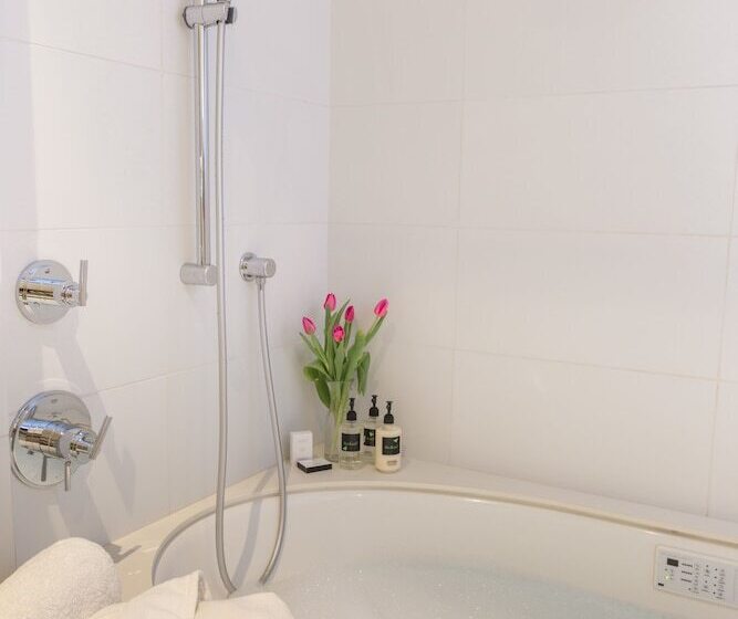 Отель Lavender, A Four Sisters Inn