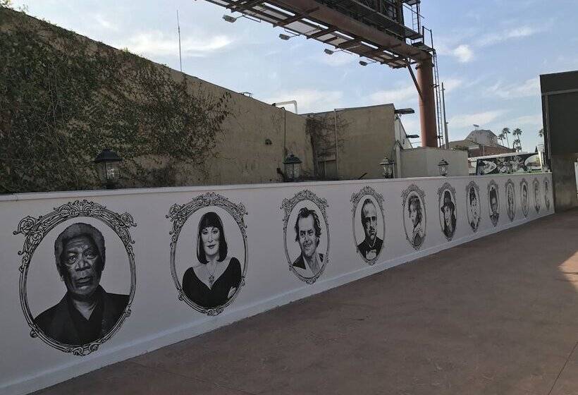 Legend Hotel Hollywood