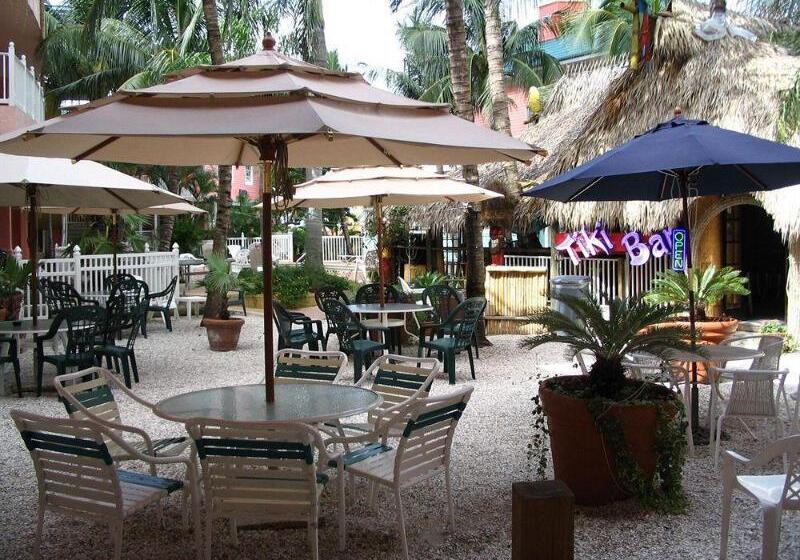 فندق The Lighthouse Resort Inn & Suites