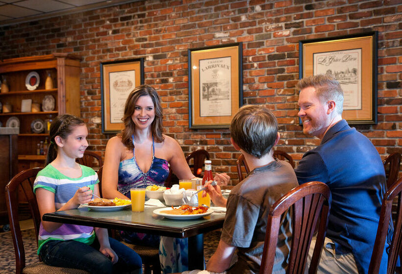 هتل Grande Cayman Resort