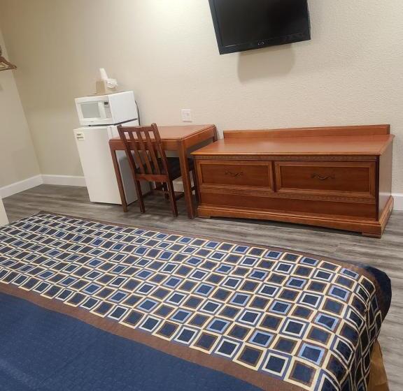 فندق Majestic Inn & Suites