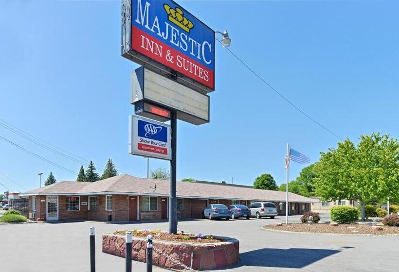فندق Majestic Inn & Suites
