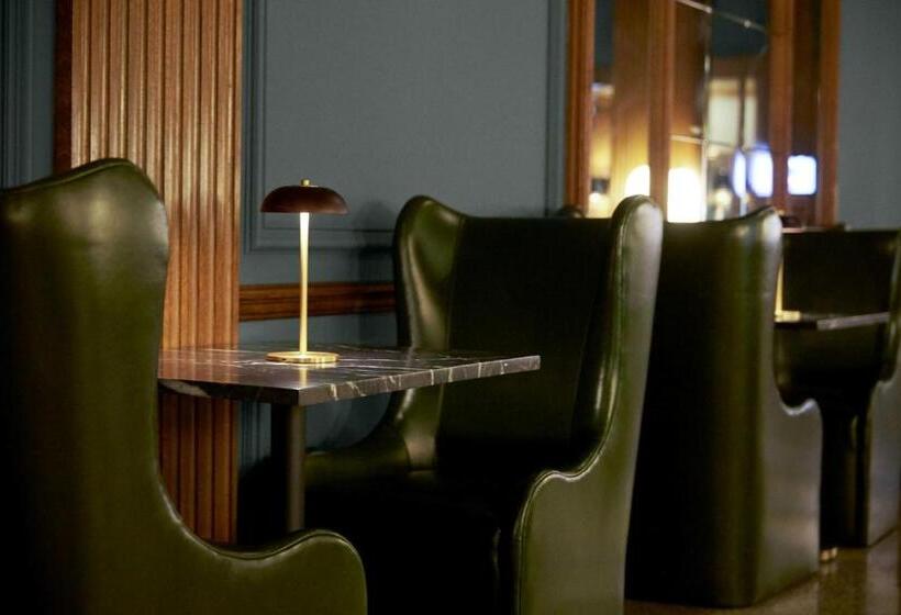 Marcus Whitman Hotel And Conference Center