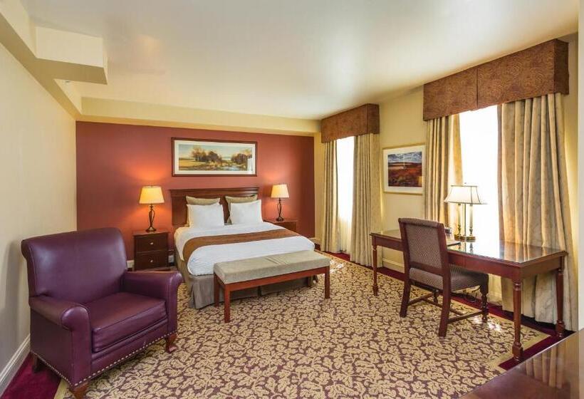 Marcus Whitman Hotel And Conference Center