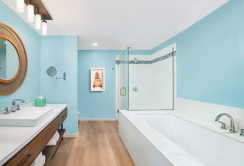 Margaritaville Hotel San Diego Gaslamp Quarter