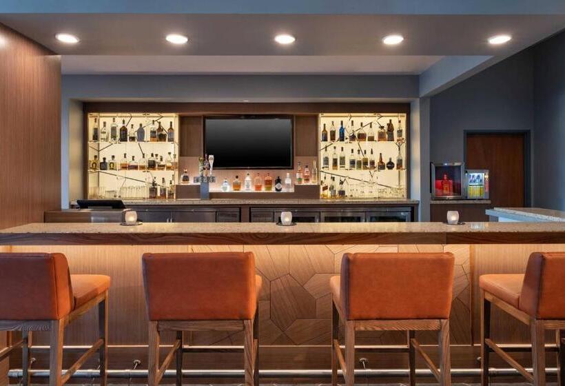 فندق Marriott Anchorage Downtown