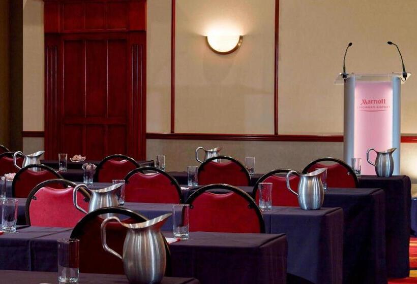 בית מלון כפרי Marriott Cincinnati Airport