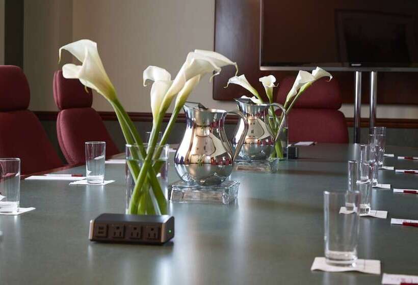 호텔 Marriott Cincinnati North