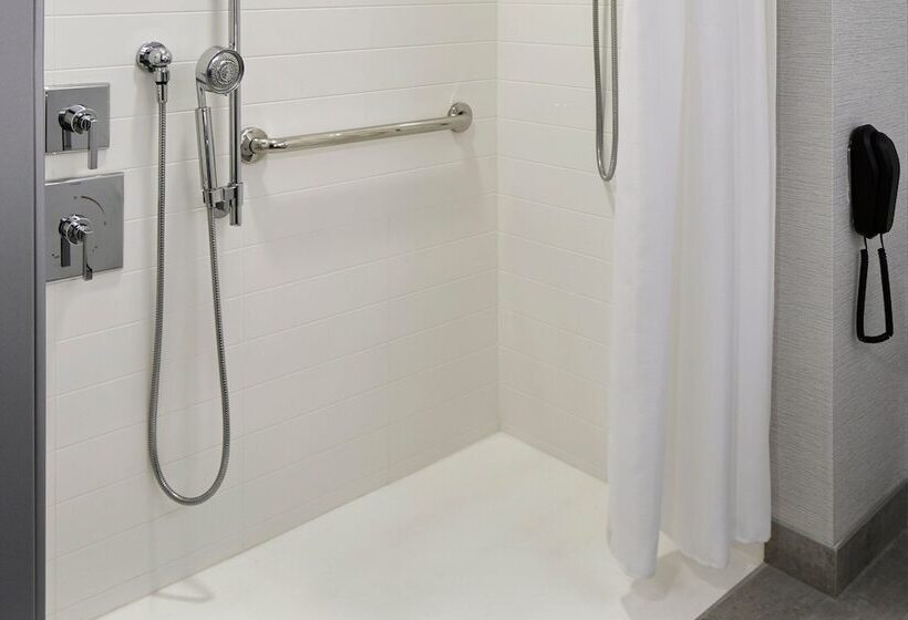 호텔 Marriott Cincinnati North