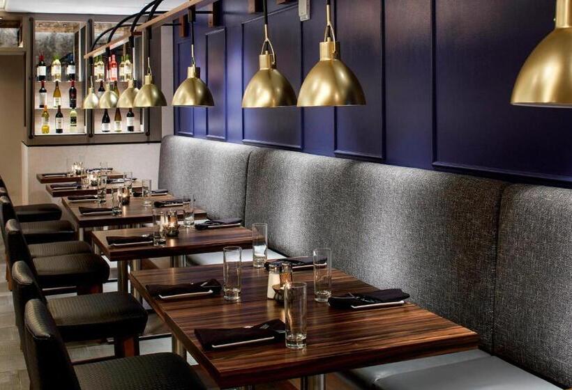 호텔 Marriott Cincinnati North